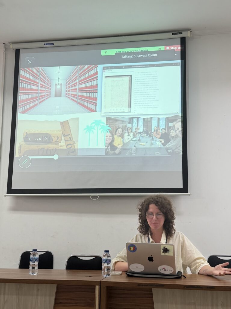 Photo of the researcher Chris Groenveld presenting in a seminar room